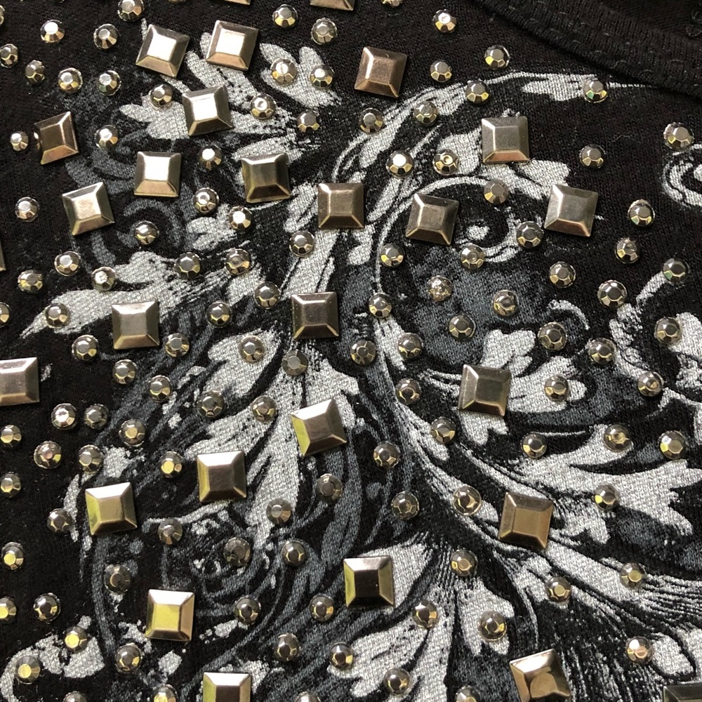 Vocal Embellished Black Top - Picture 3 of 7
